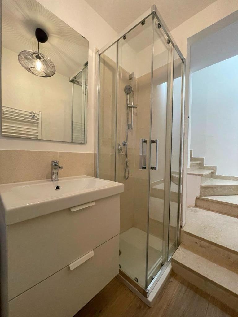 Casa Vacanze Giorgetta Palazzina Privata Di Due Piani 키오자 외부 사진